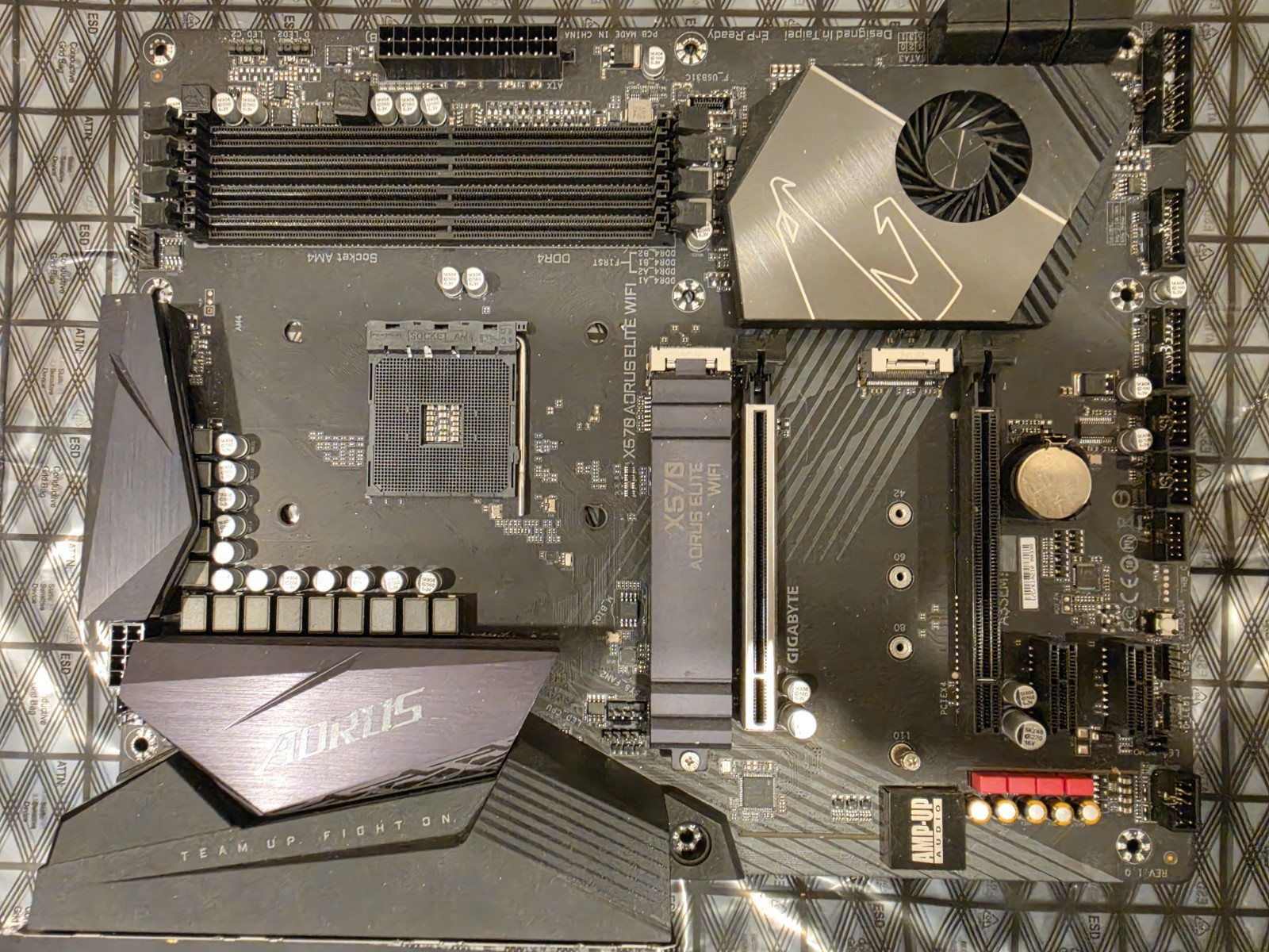 Gigabyte X570 Aorus Elite WiFi AM4 ATX Motherboard DDR4 PCIe 4.0 Dual M.2