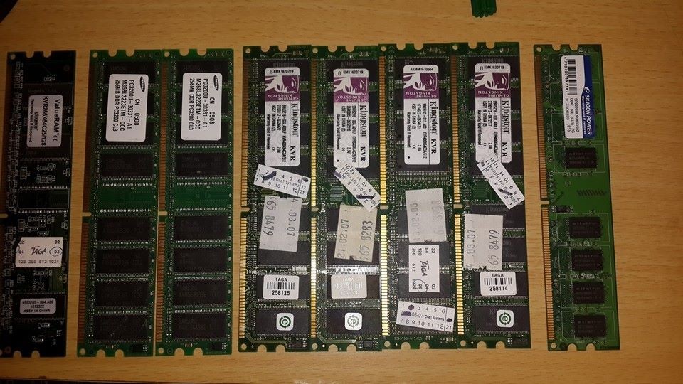 7 DESKTOP DDR MEMORY (Sticks) Smsung Kingston Silikon Power 2GB 512 128