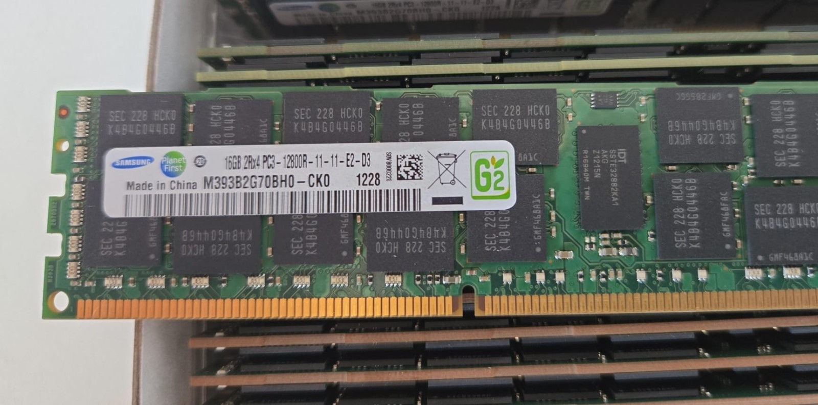 16x Samsung M393B2G70BH0-YK0 16GB PC3L-12800R 2Rx4 Server REG ECC Memory