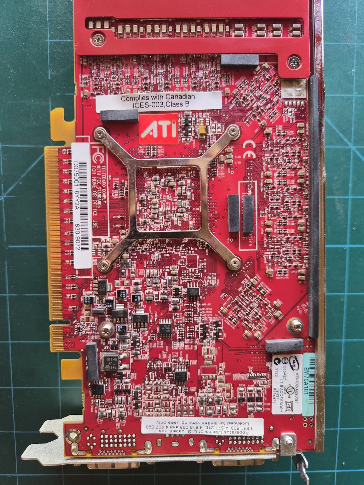 ATI Radeon X1900 XT PCIe 512MB GDDR3 ATI-102-A520(B) Dual DVI Graphics Card USED