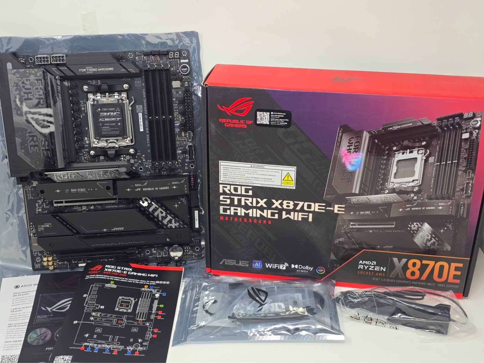 ASUS ROG Strix X870E-E Gaming WiFi 7 AMD AM5 ATX Gaming Motherboard DDR5 Mobo