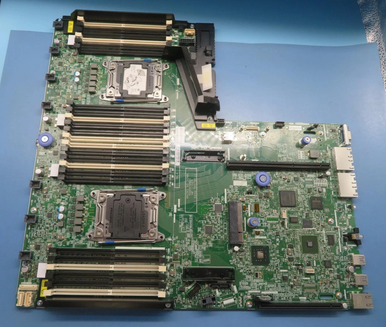 01PE217 X3550 M5 system board 8869