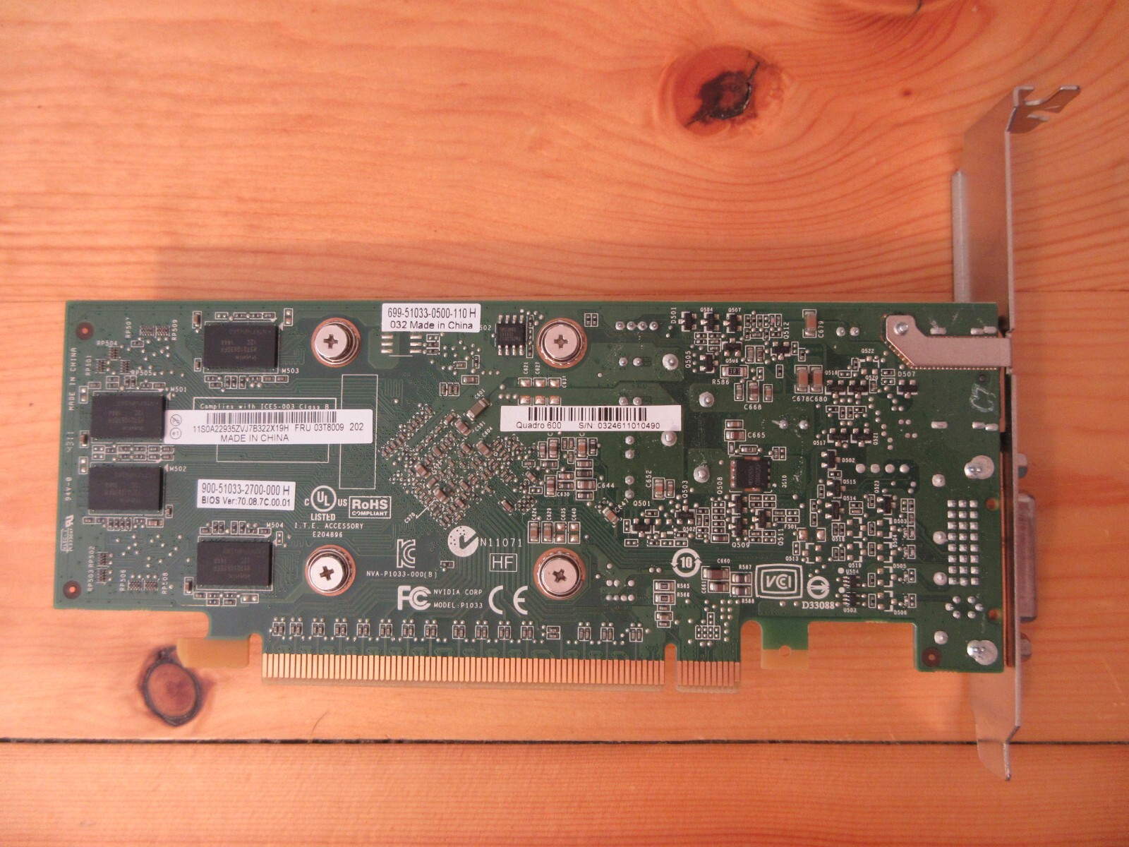 Nvidia Quadro 600 1GB GDDR3 DisplayPort DVI FULL HEIGHT Video Card 03T8009