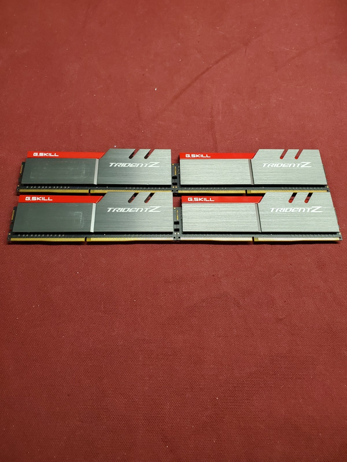 G.SKILL TridentZ 32GB (4 x 8GB) DDR4 SDRAM F4-3200C16Q-32GTZB # 3027