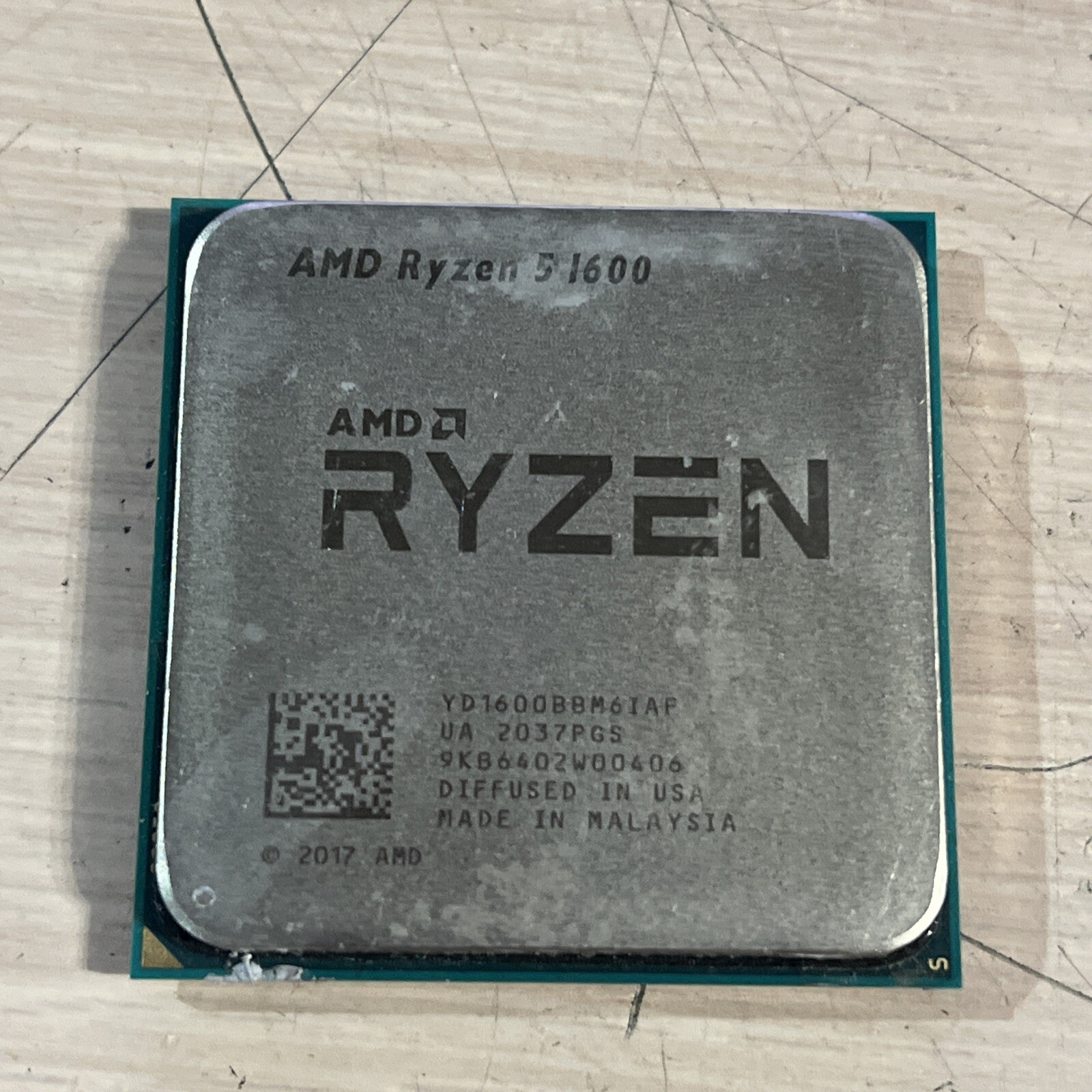 AMD YD1600BBM6IAE RYZEN 5 1600 AM4 HEXA-CORE 3.2GHZ GAMING PROCESSOR