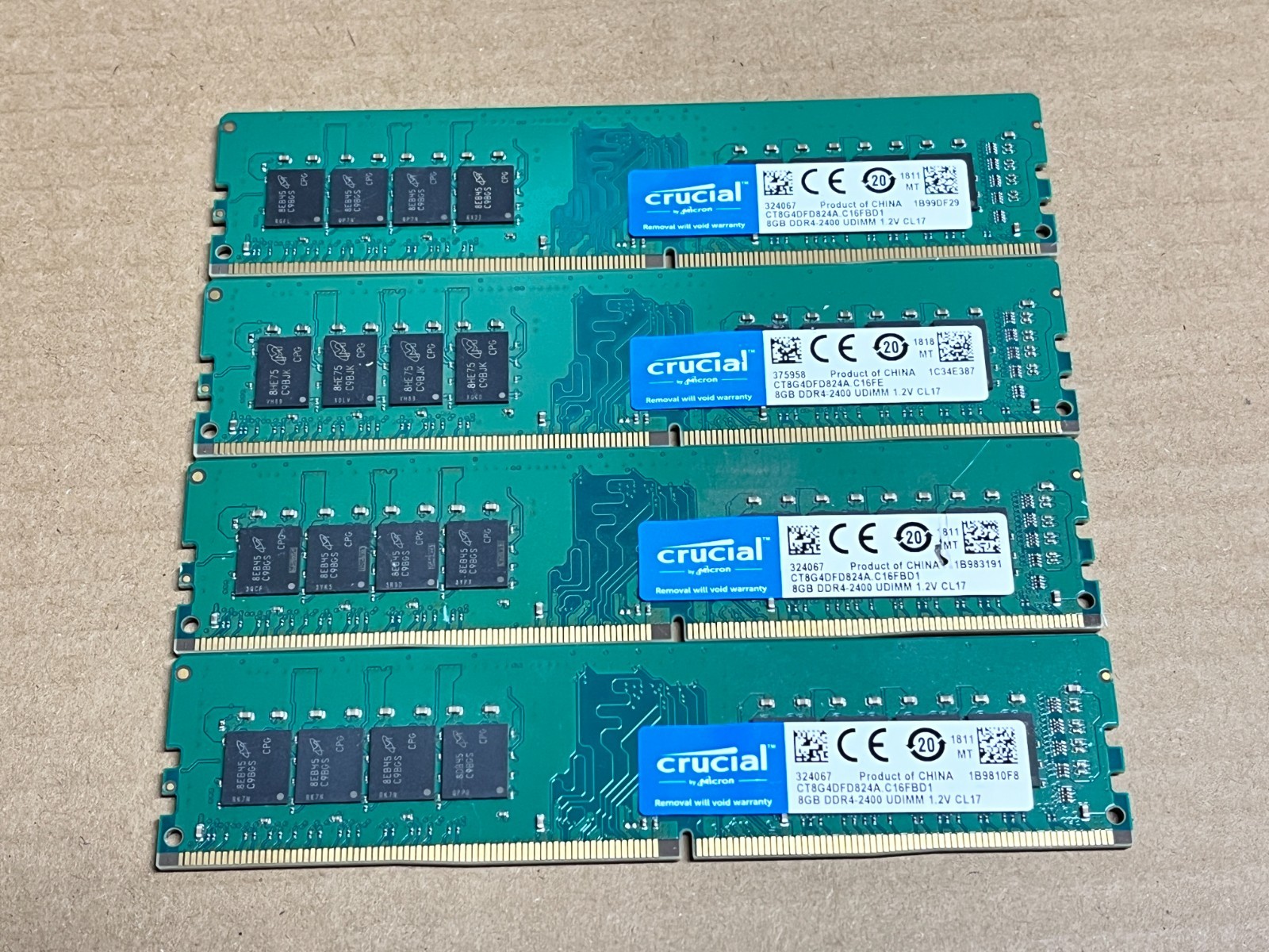 Lot of 4x 8GB (32GB) Crucial CT8G4DFD824A DDR4 2400MHz UDIMM Desktop Memory
