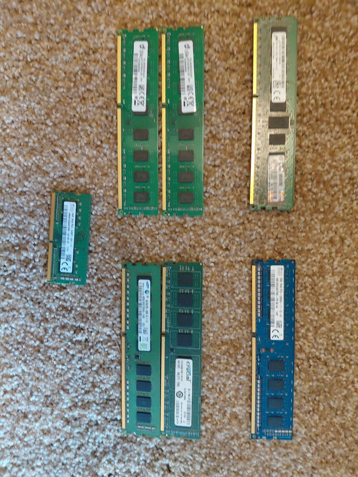 7pc RAM Lot: 8GB DDR4 Laptop,8GB DDR3 Desktop,8GB DDR3 Server,3x 4GB DDR3,2GB