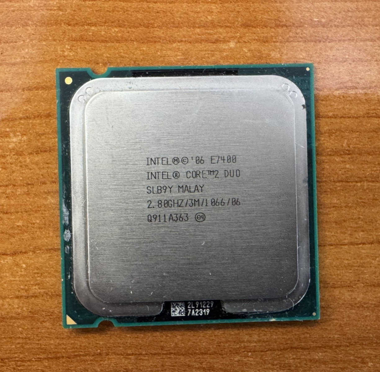 Intel Core 2 Duo E7400 SLB9Y 2.8GHz Socket 775 CPU Processor