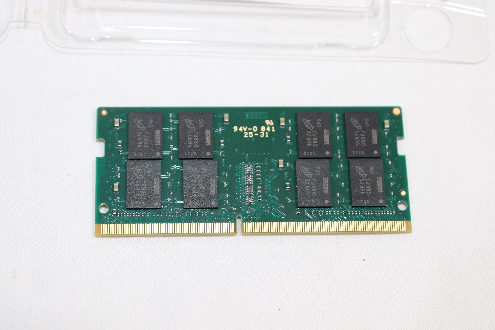 Crucial Micron 16GB DDR4-3200 SO-DIMM 1.2V DDR4 Notebook RAM | CT16G4SFRA32A