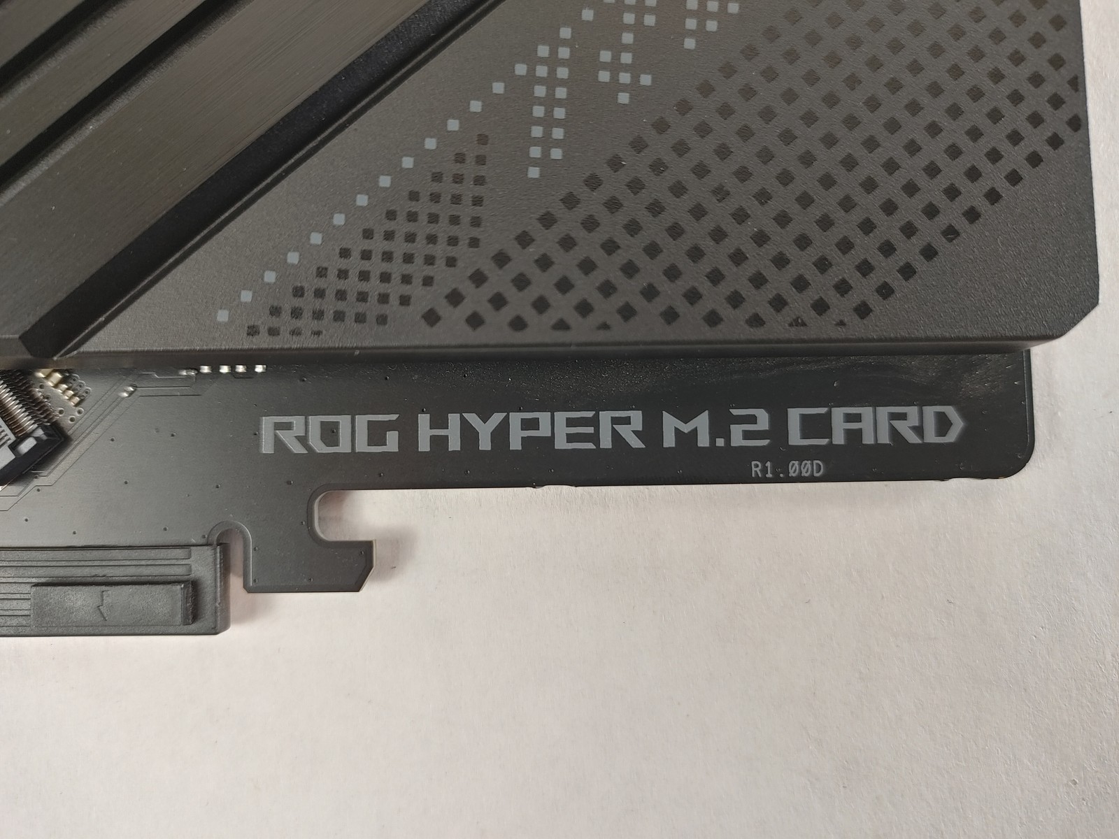 Asus ROG Hyper M.2 Card PCIe 5.0 x16 NVME M.2 Expansion Card