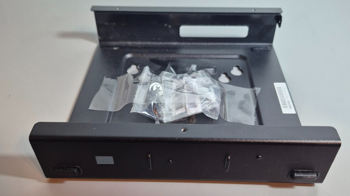 Lenovo Tiny PC VESA ThinkCentre Mounting Bracket 03T9717 Black With Screws