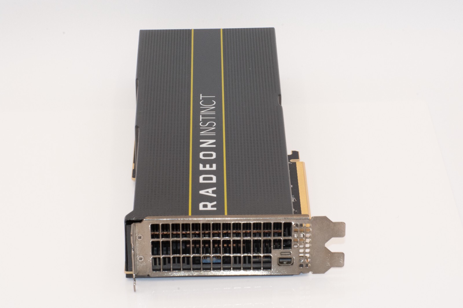 AMD Radeon Instinct Mi50 Accelerator 16GB HBM2 Machine Learning, HPC, AI, GPU
