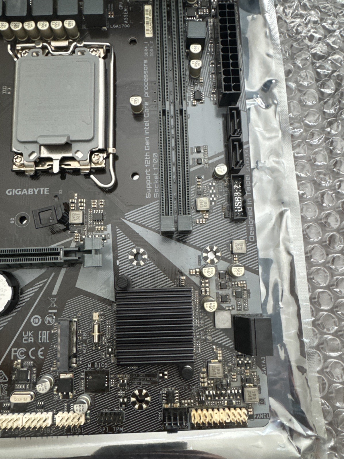 Gigabyte B660M D2H DDR4 Motherboard LGA1700 Micro ATX 12/13/14 Gen Intel