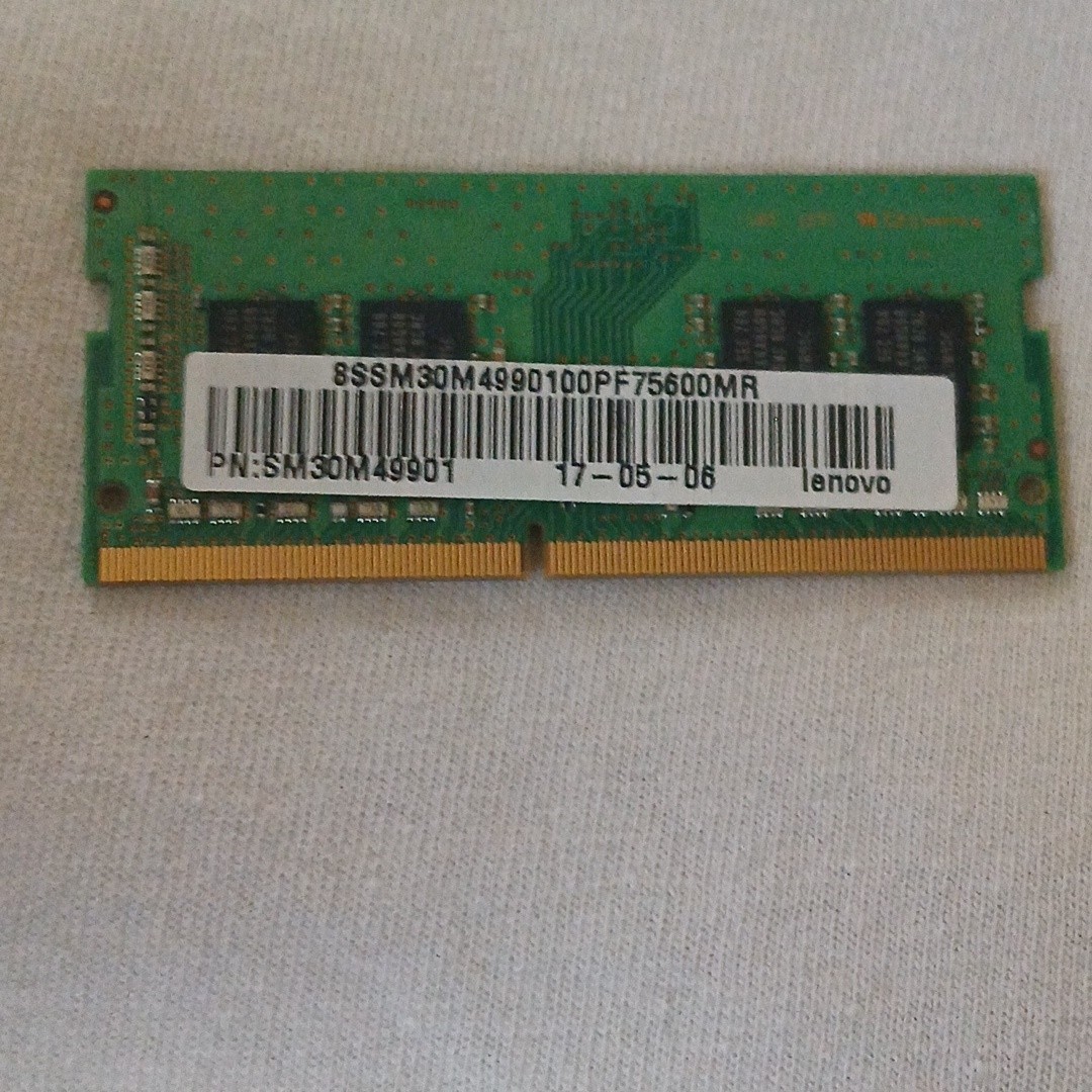 Samsung 8GB (1x8GB) 2400MHz 260-pin SODIMM GDDR4 RAM Memory (M471A1K43CB1-CRC)