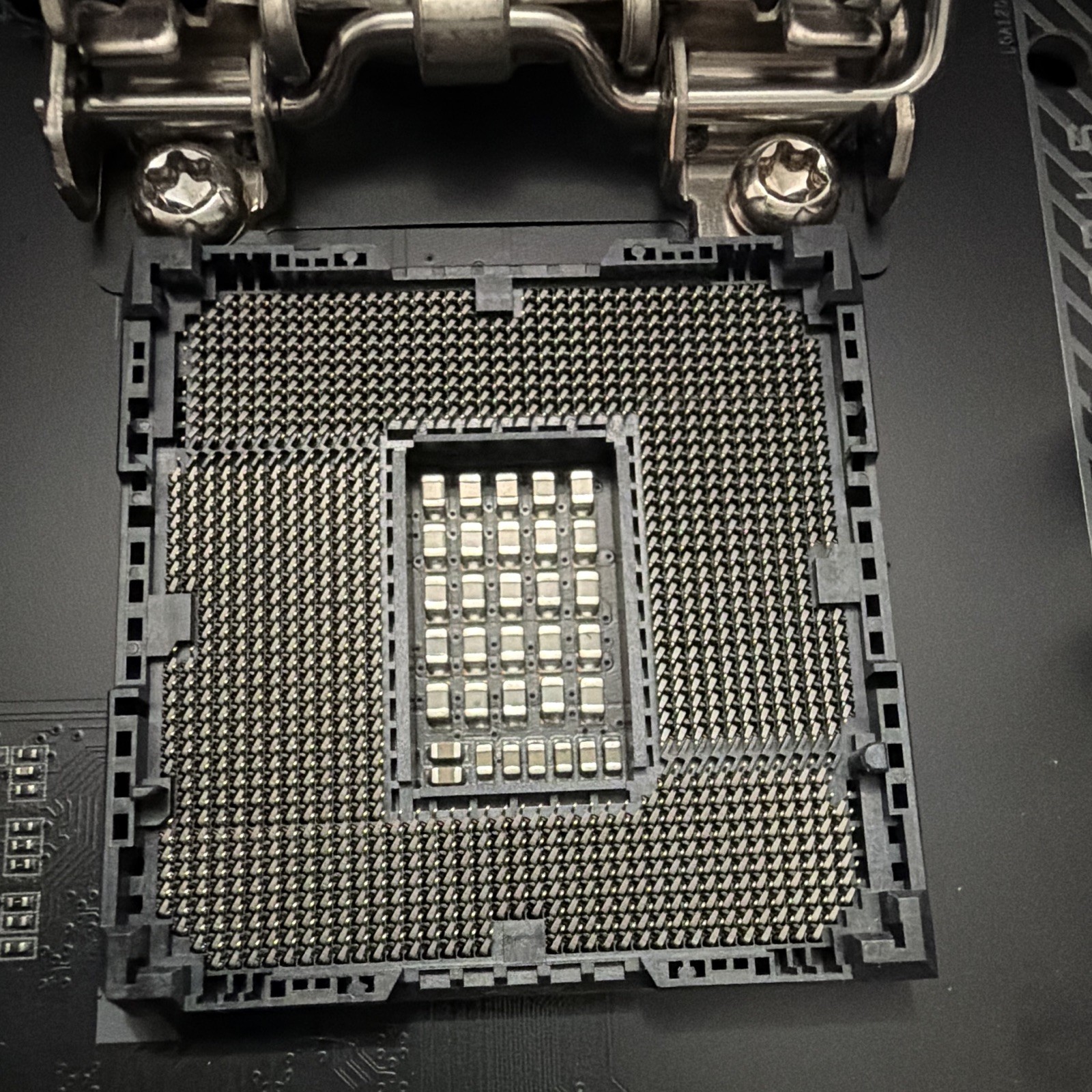 GIGABYTE Z590 AORUS PRO AX ATX LGA1200 DDR4 Wi-Fi Gaming Motherboard