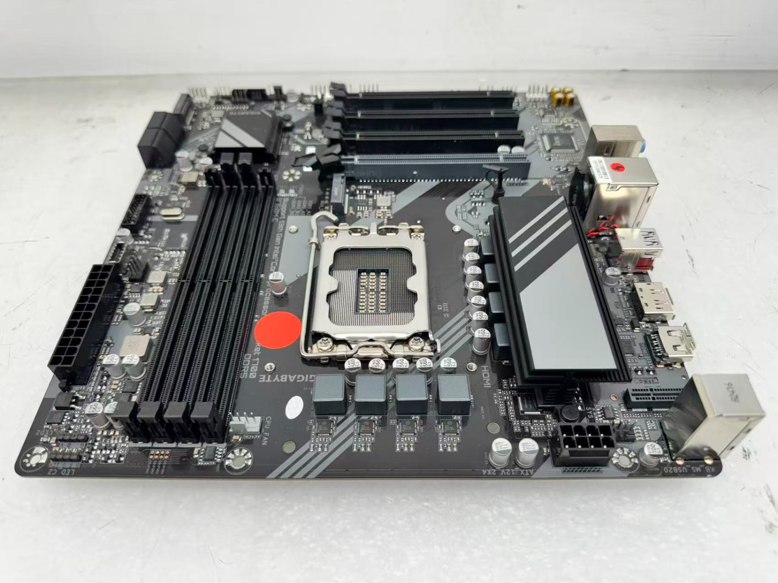 Lot of 5 *For Part* GIGABYTE B760M C LGA1700 Micro ATX No WI-FI Motherboard