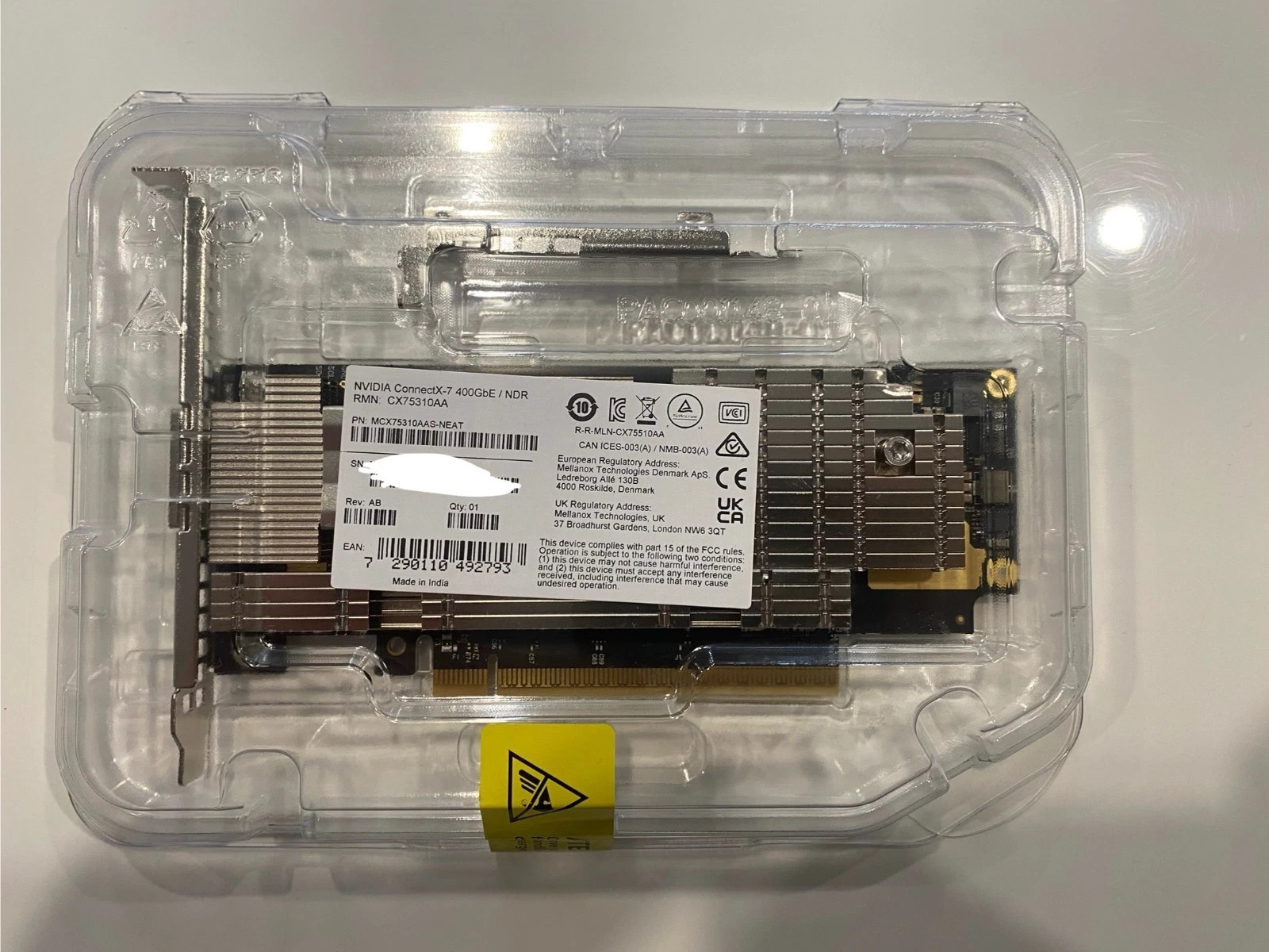 NVIDIA Mellanox MCX75310AAS-NEAT ConnectX-7 400GbE Adapter