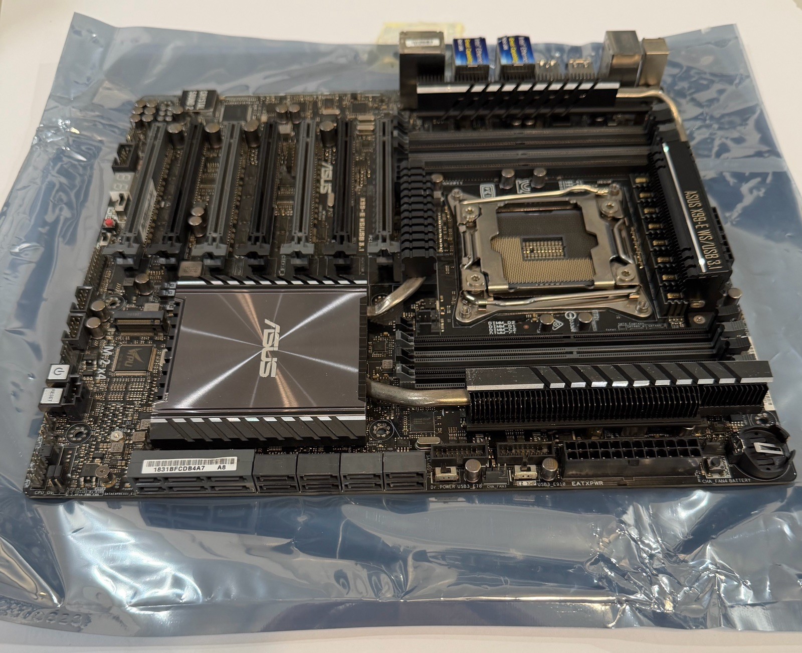 Asus x99-e ws/usb3.1 motherboard ATX ddr4 and I/O shield DDR4 XMP SLI