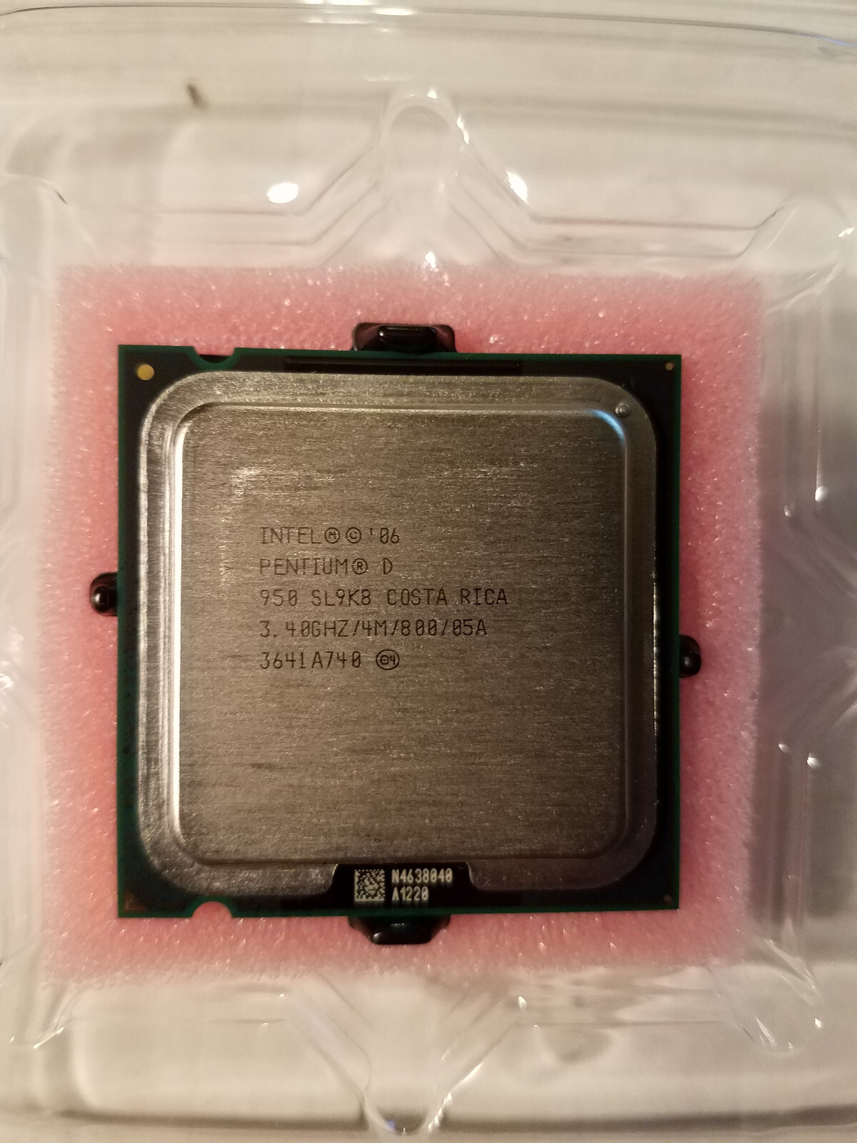 Intel Pentium D 950 2 core 4 MB L2 Cache 800MHz 3.4 GHz LGA 775 CPU SL9K8