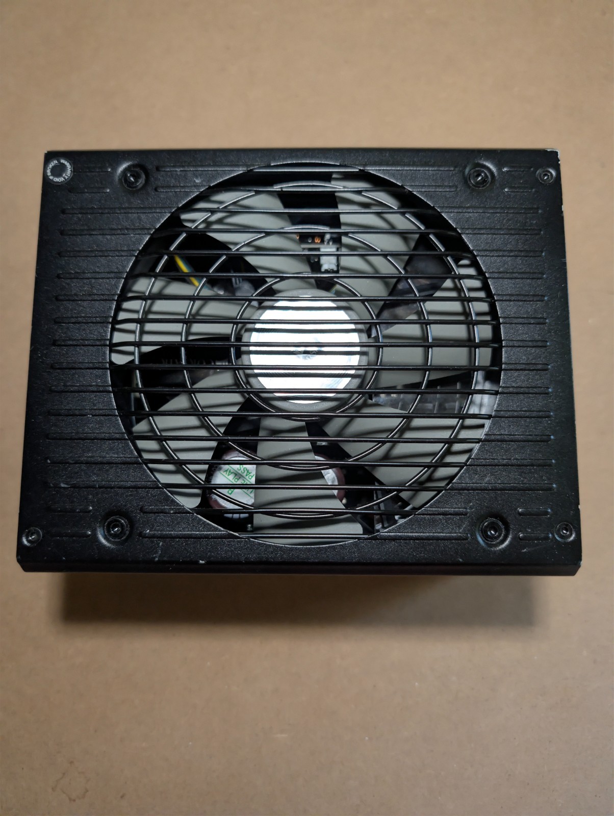 Corsair RM750i (RPS0008) 750W Computer Power Supply