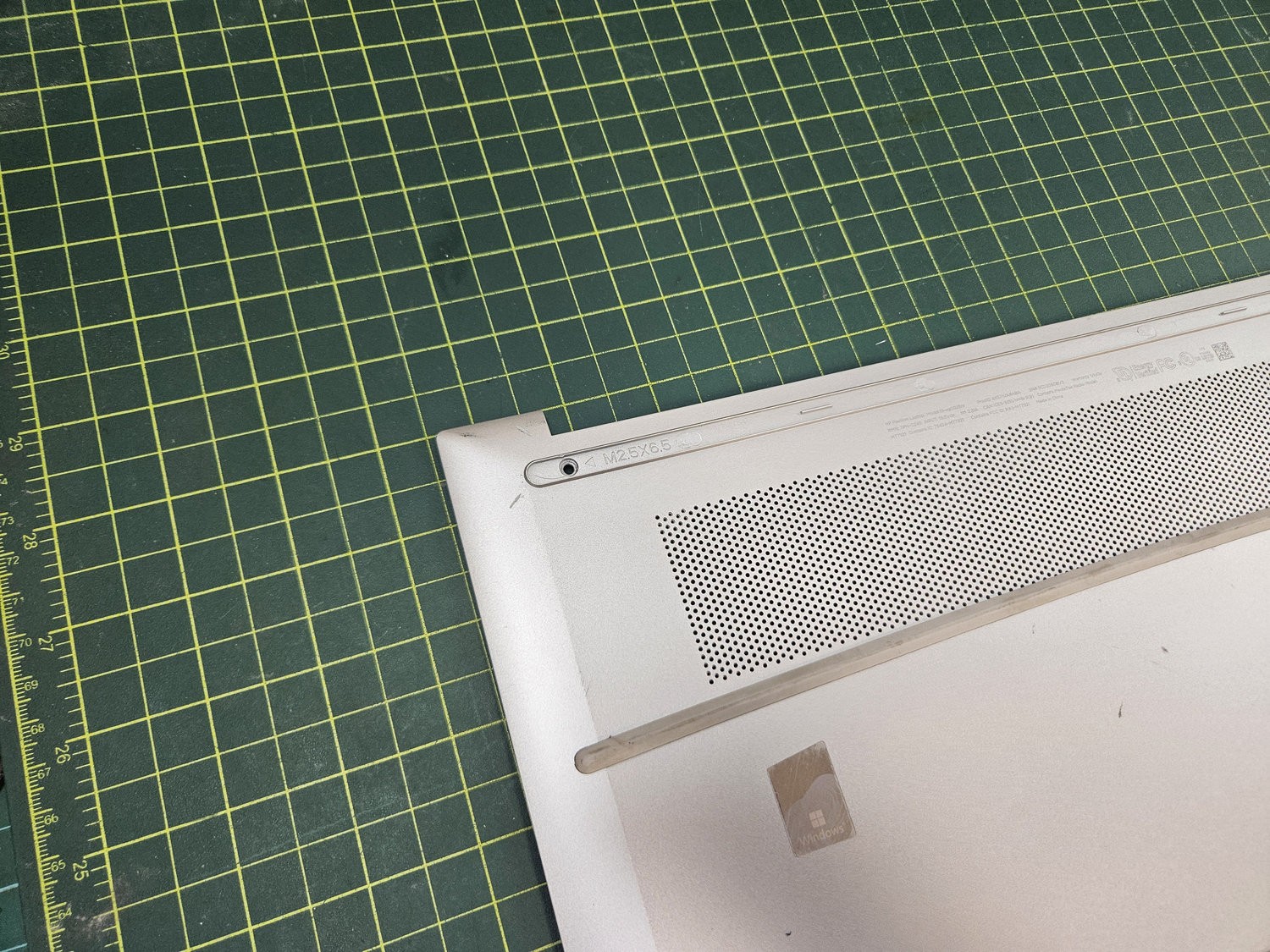 HP Pavilion 15-eg Series 15.6″ Bottom Case Base Cover 38G7HBATP00 #d422