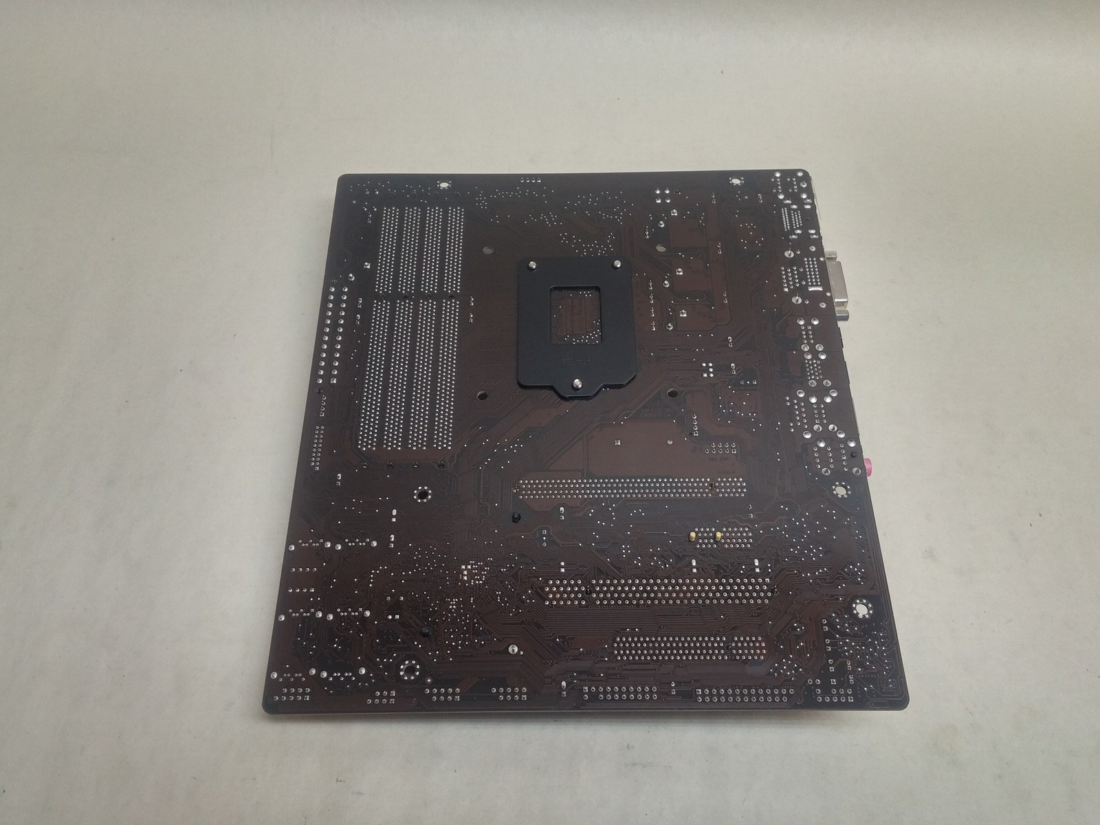 Asus B85M-E LGA 1150 DDR3 SDRAM Desktop Motherboard