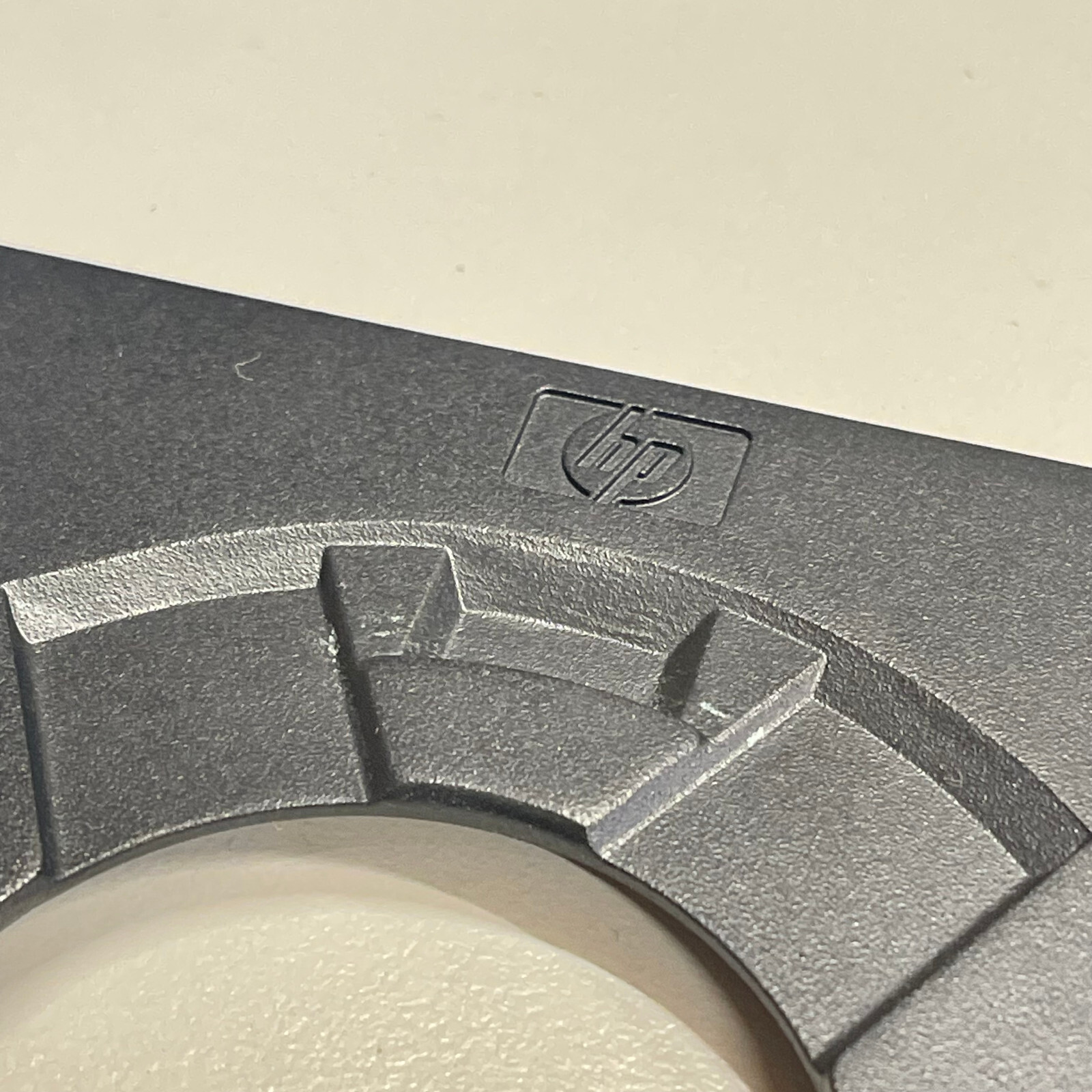 HP Thin Client Quick Release 100mm x 100mm VESA Monitor Stand Mounting Bracket