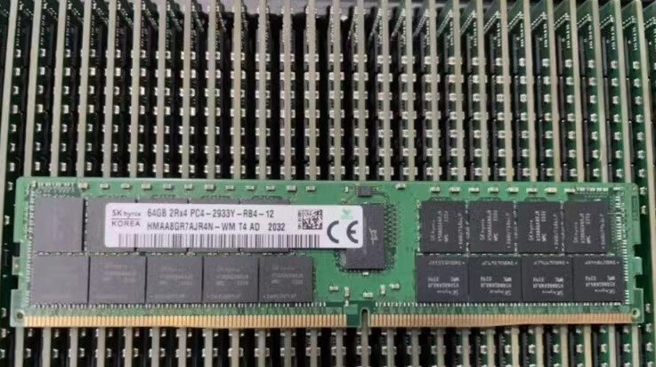 SK Hynix 64GB DDR4 2933 2Rx4 PC4-23400 HMAA8GR7AJR4N-WM 288pin Server RDIMM RAM