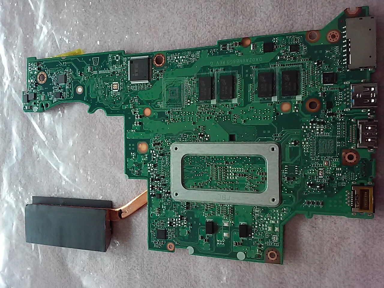 aspire a315-51-31rd Motherboard w/ Intel Core i3-7100U 2.4 ghz (7th Gen)