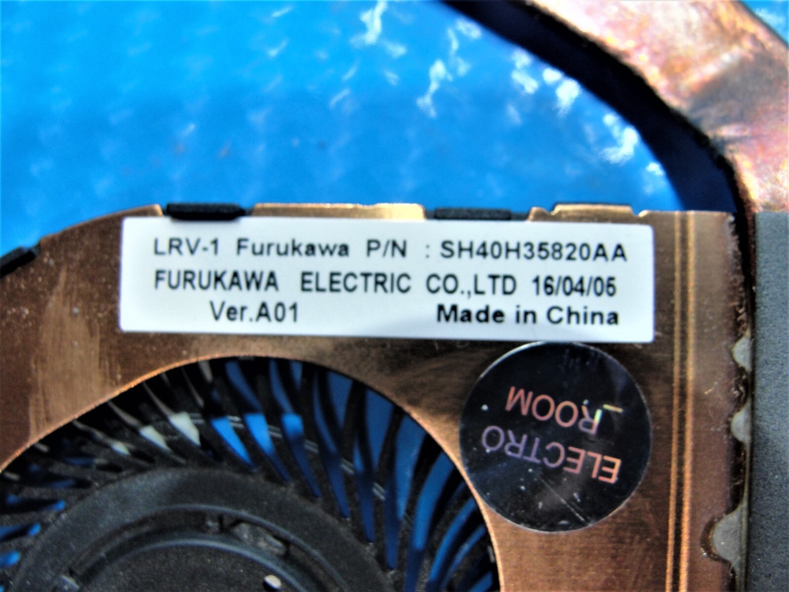 Lenovo ThinkPad 14″ X1 Carbon 4th Gen Genuine CPU Cooling Fan w/Heatsink 00JT800