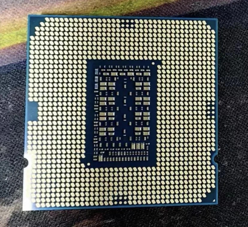 Intel Core i9-10900F CPU SRH90 2.5 GHz 8-core LGA1200 20MB Cache Processor