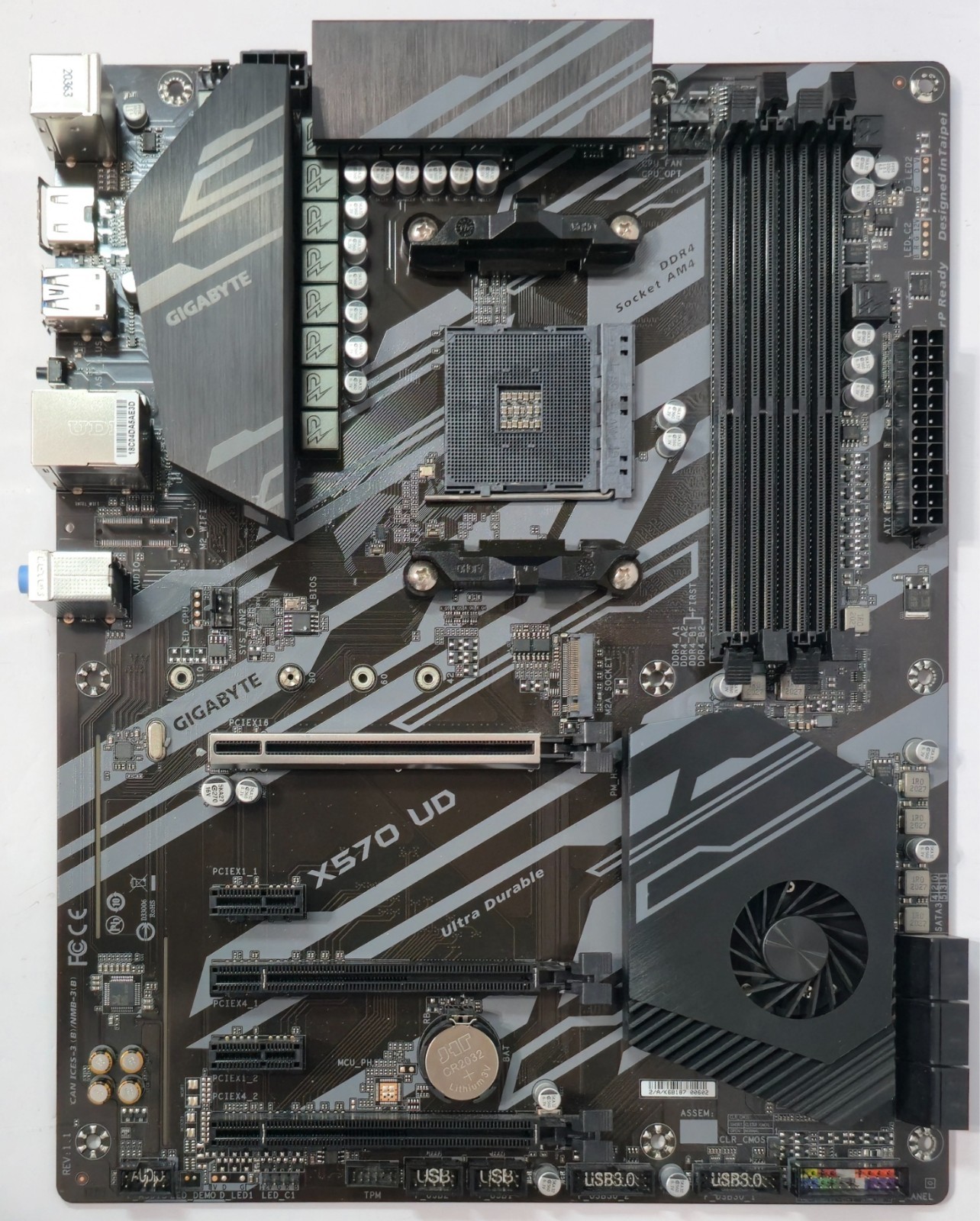 Gigabyte X570 UD AM4 ATX AMD DDR4 Motherboard *No I/O Shield*