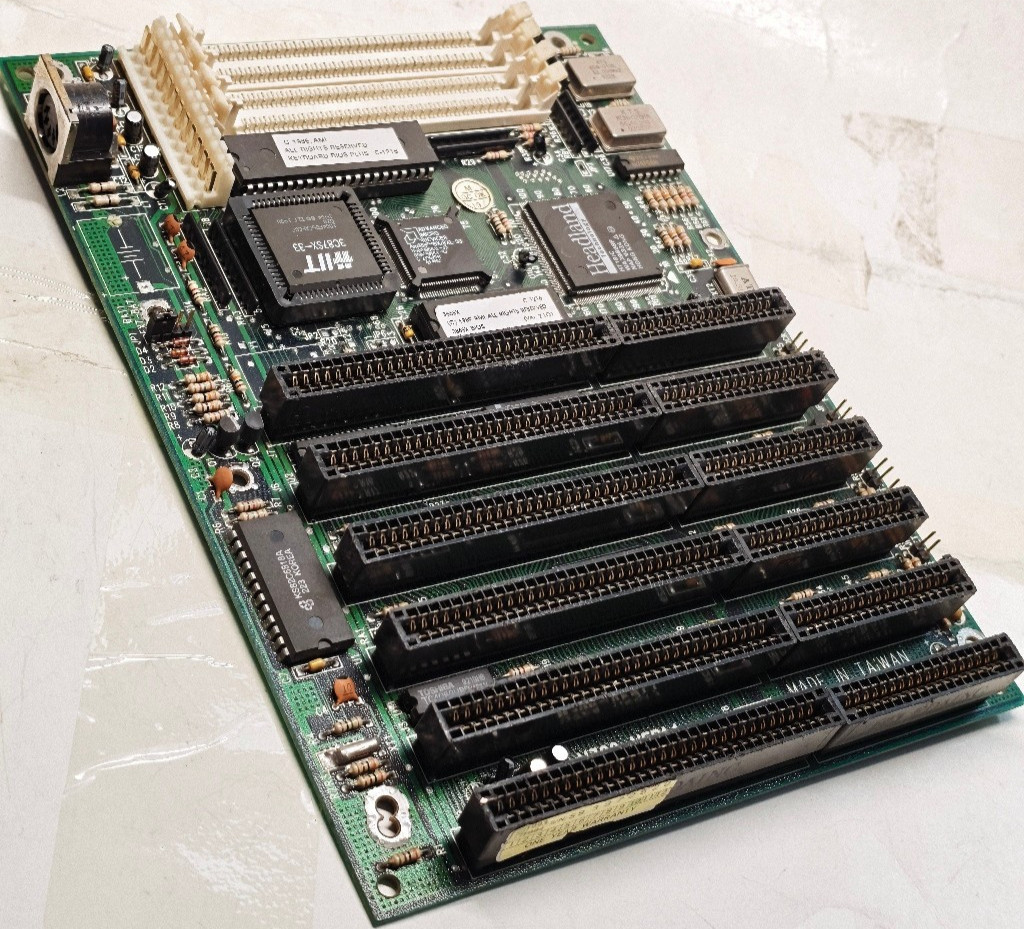 386 PCChips M396 mini Motherboard Ver 1.1 w AMD 386-SX33 CPU + FPU & 2 MB RAM