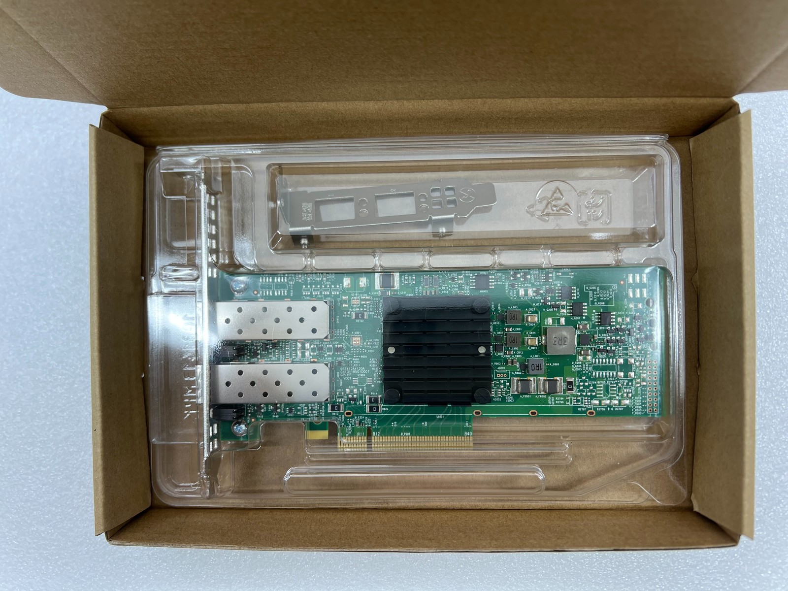 Broadcom BCM957412A4120AC Dual-Port 10GbE SFP+ PCIe 3.0×8 P210P Network Adapter