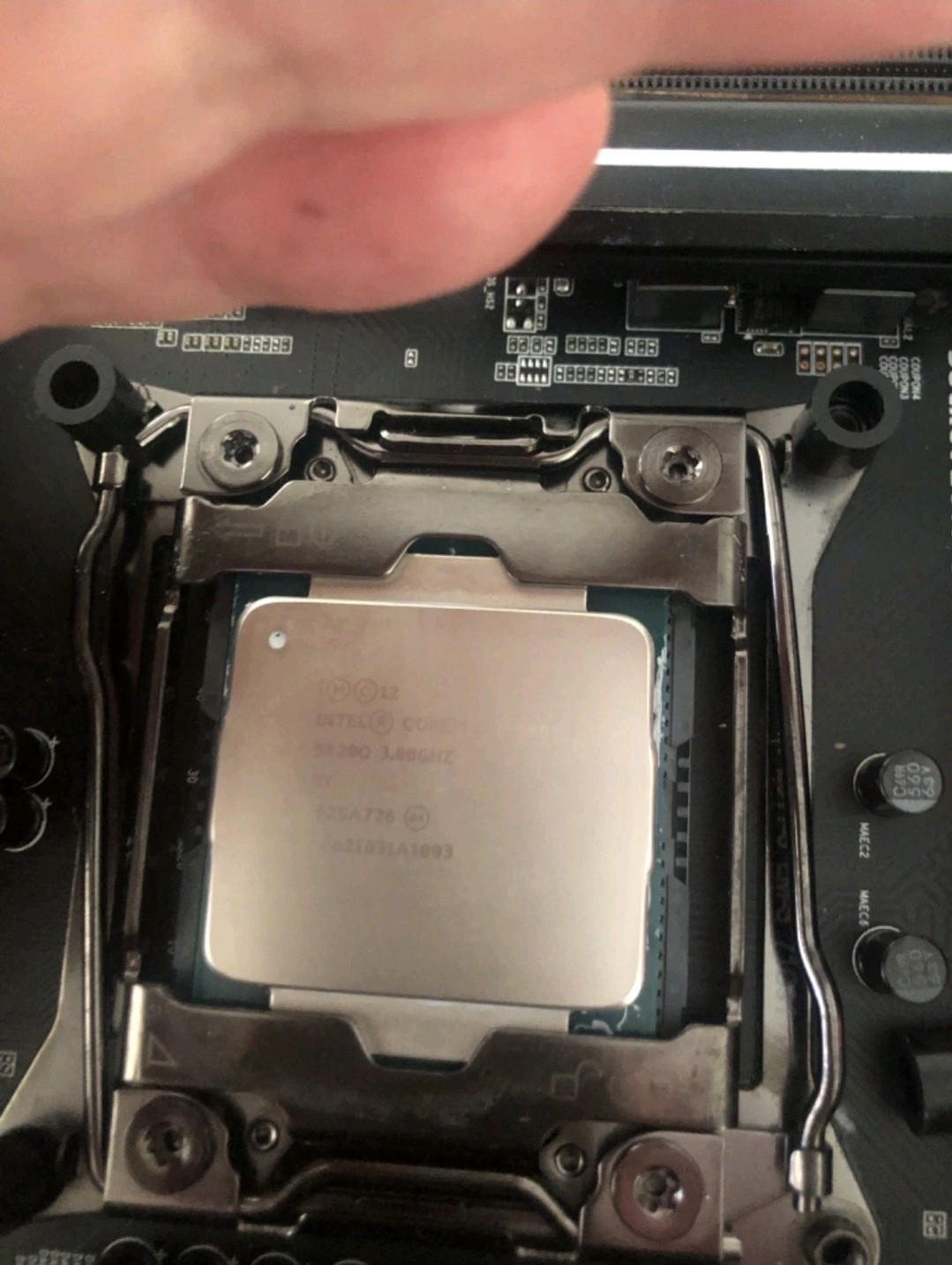 GIGABYTE GA-X99-UD5 WiFi Intel X99 motherboard with Intel 5960x cpu