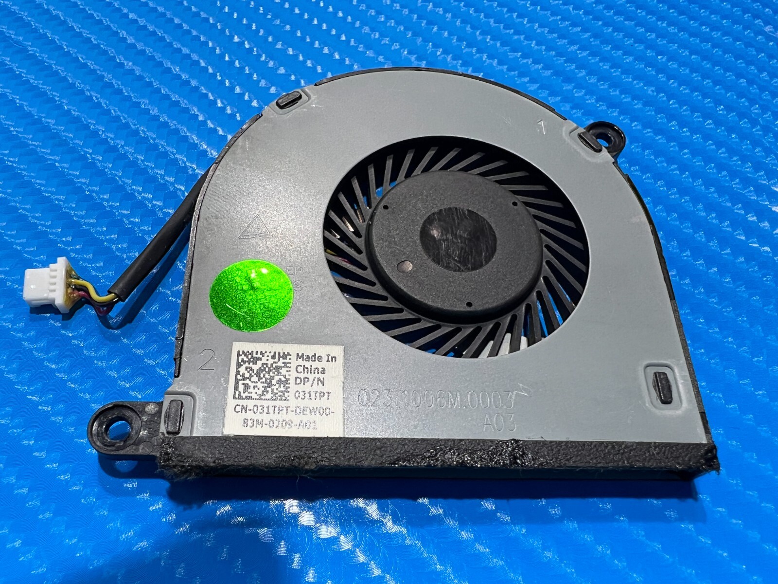 Dell Inspiron 13 7375 13.3″ Genuine CPU Cooling Fan 31TPT