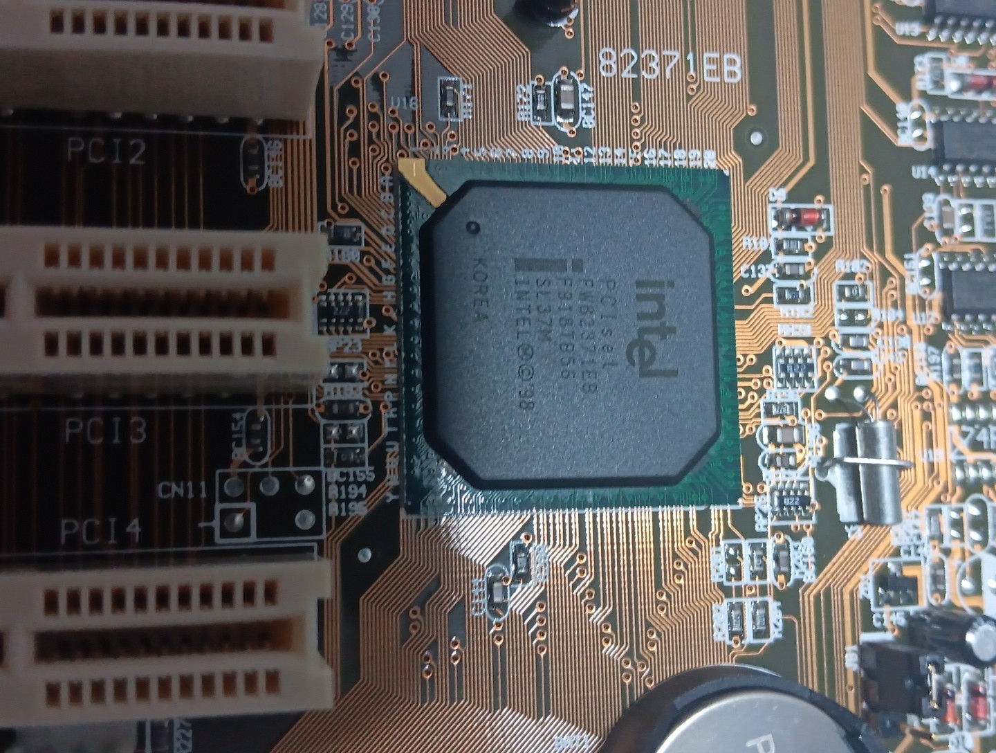 Socket370 440ZX ATX Mainboard With Creative Sound Option