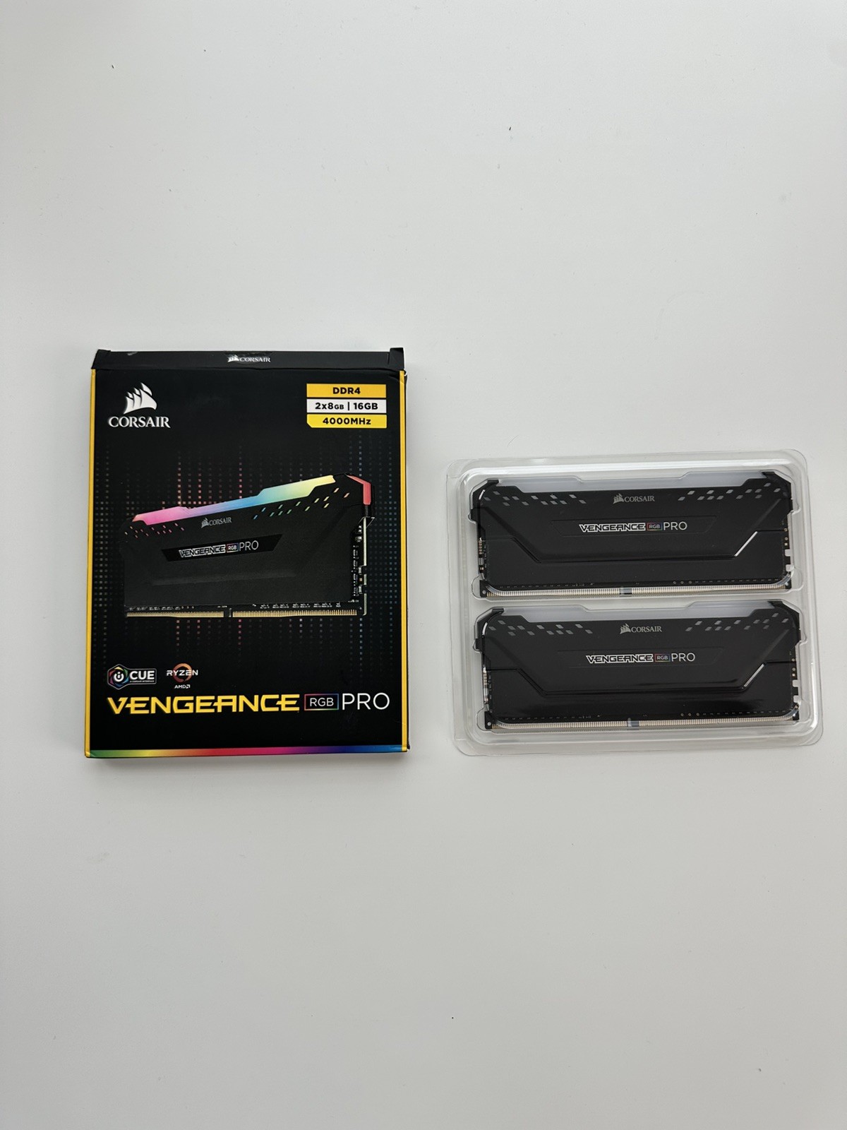 CORSAIR VENGEANCE RGB PRO 16GB (2 x 8GB) DDR4 DRAM 4266MHz C19 Memory Kit Black