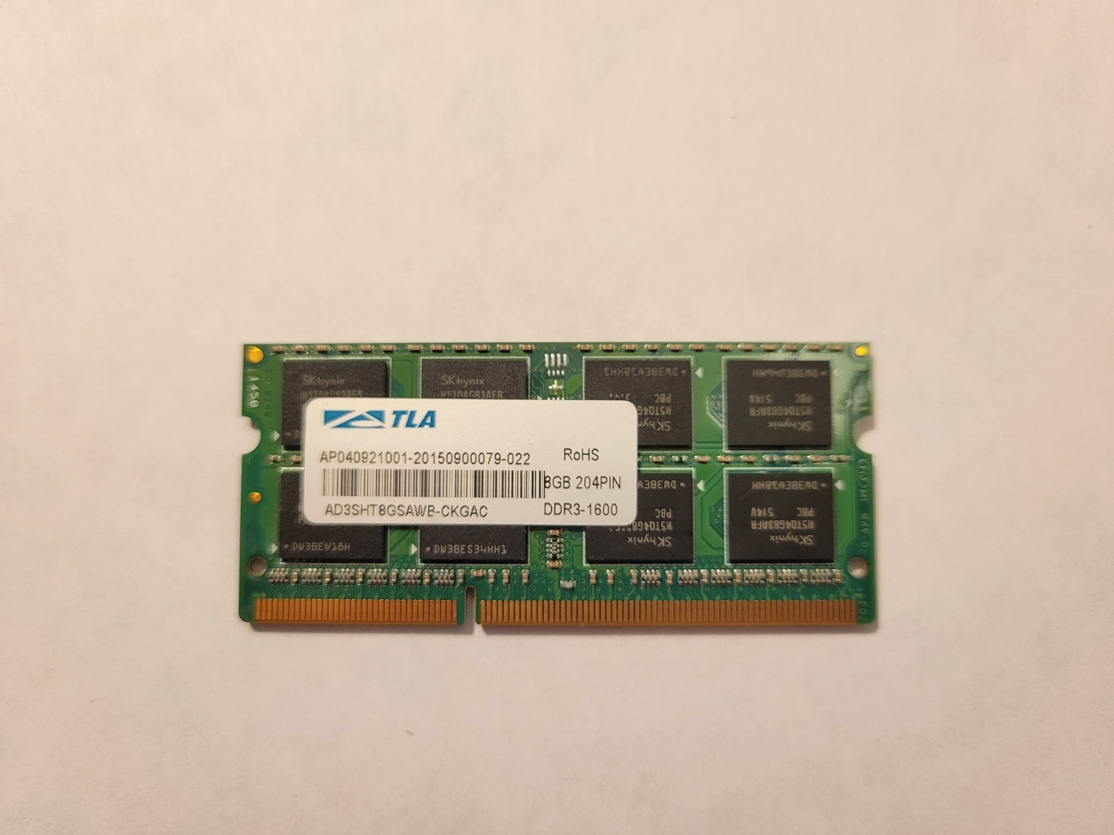 TLA 8GB AD3SHT8GSAWB-CKGAC DDR3-1600 Laptop Memory