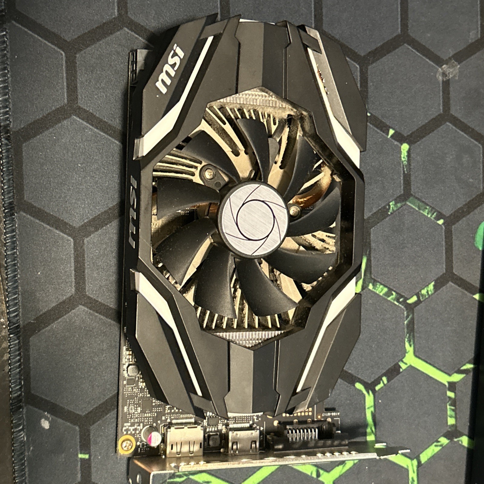 MSI NVIDIA GeForce GTX 1060 PCIe x16 6-Pin DP HDMI DVI-D Multi-Monitor