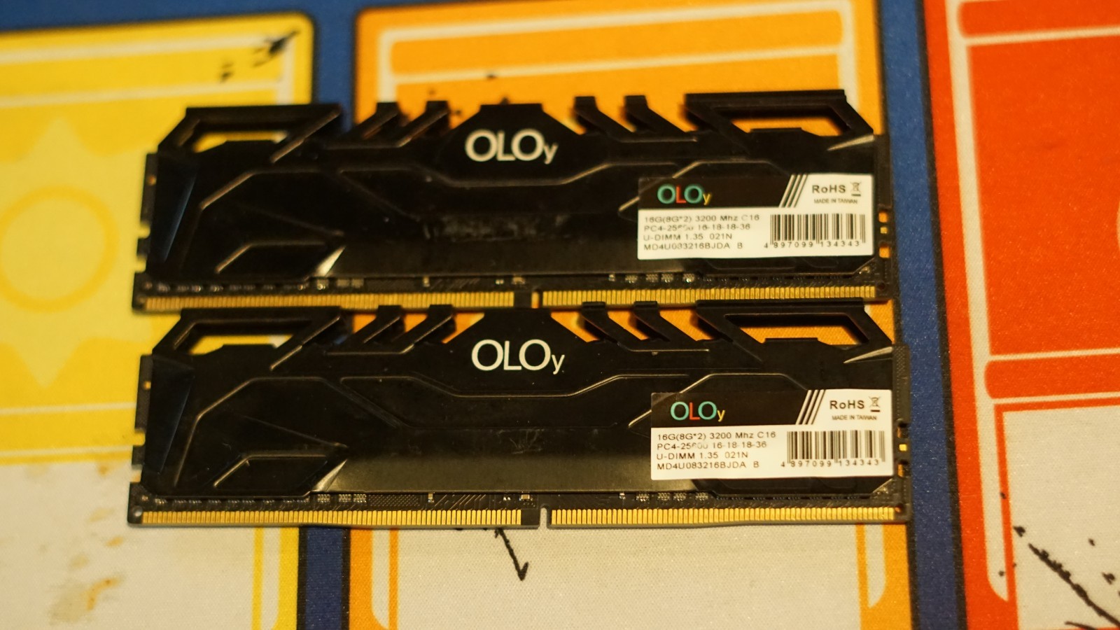 OLOy DDR4 RAM DIMM 16GB PC4-24000 288-Pin RAM