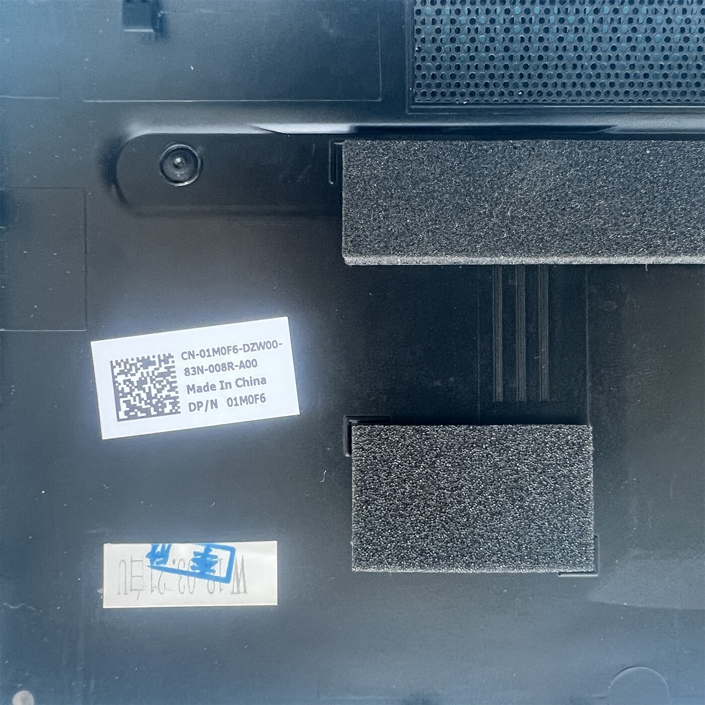 New Bottom Battery Access Panel Door Cover For Dell Precision M7730 01M0F6