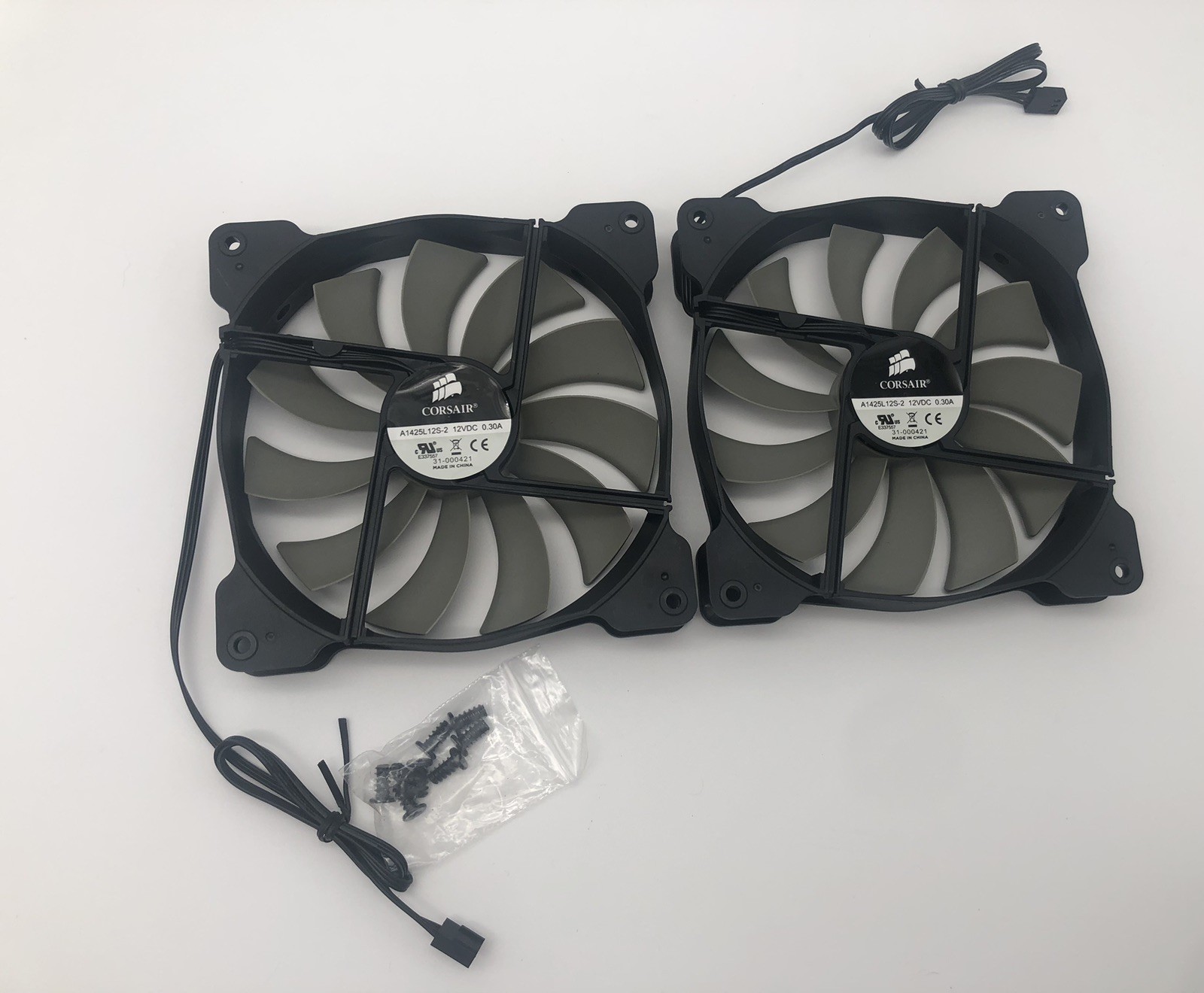 Corsair 140mm Case Fans A1425L12S-2 (Set of 2) Grey