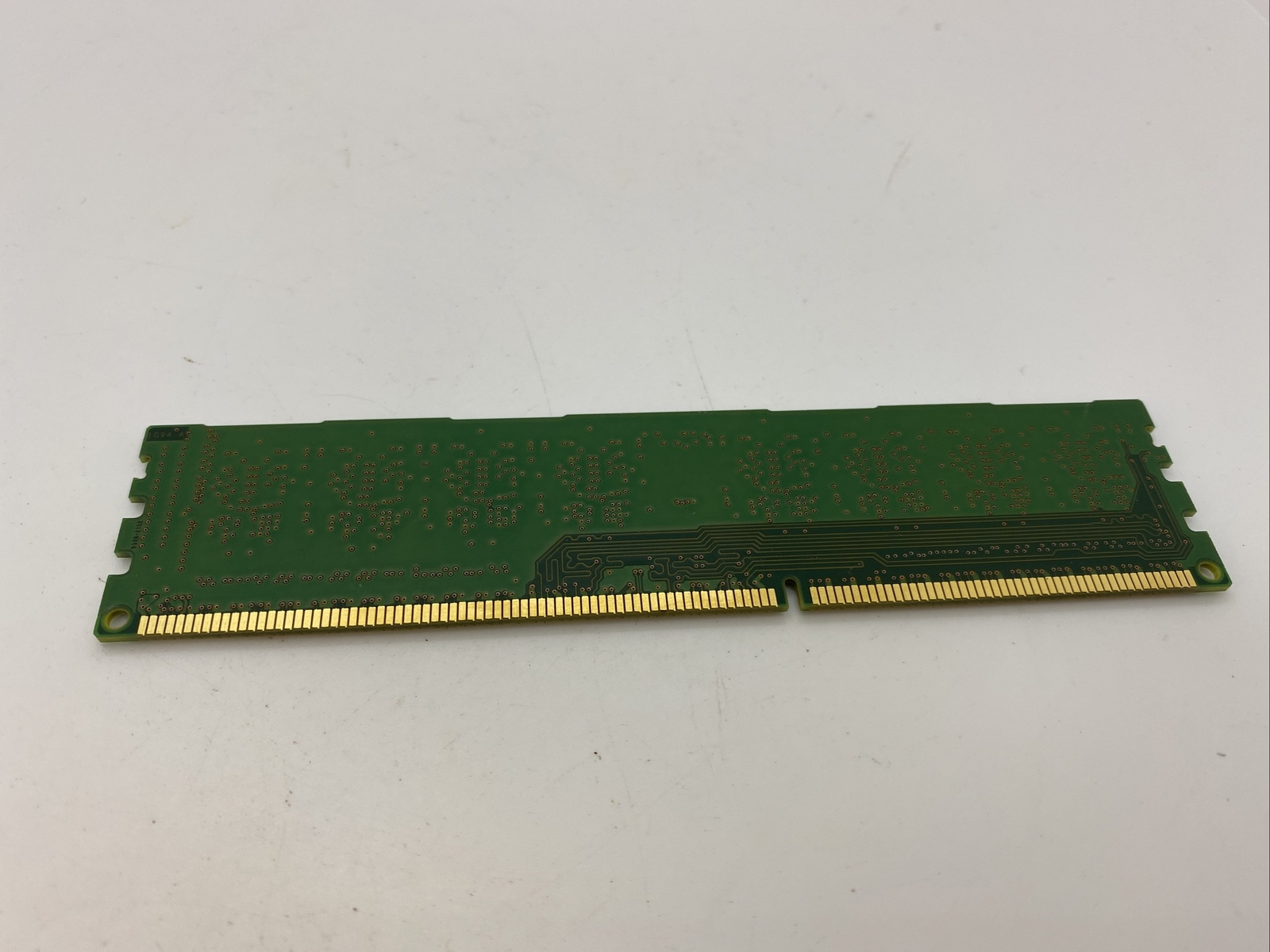 MICRON 4GB 1RX8 PC3 12800U-11-11-A1-MT8JTF51264AZ-1G6E1