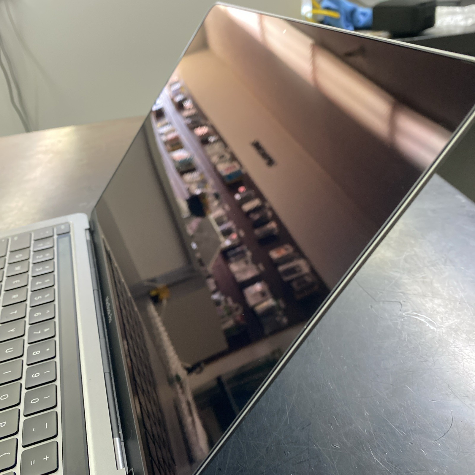 Apple MacBook Pro 2020 A2251 13″ LCD Screen Display OEM Replacement – Space Gray