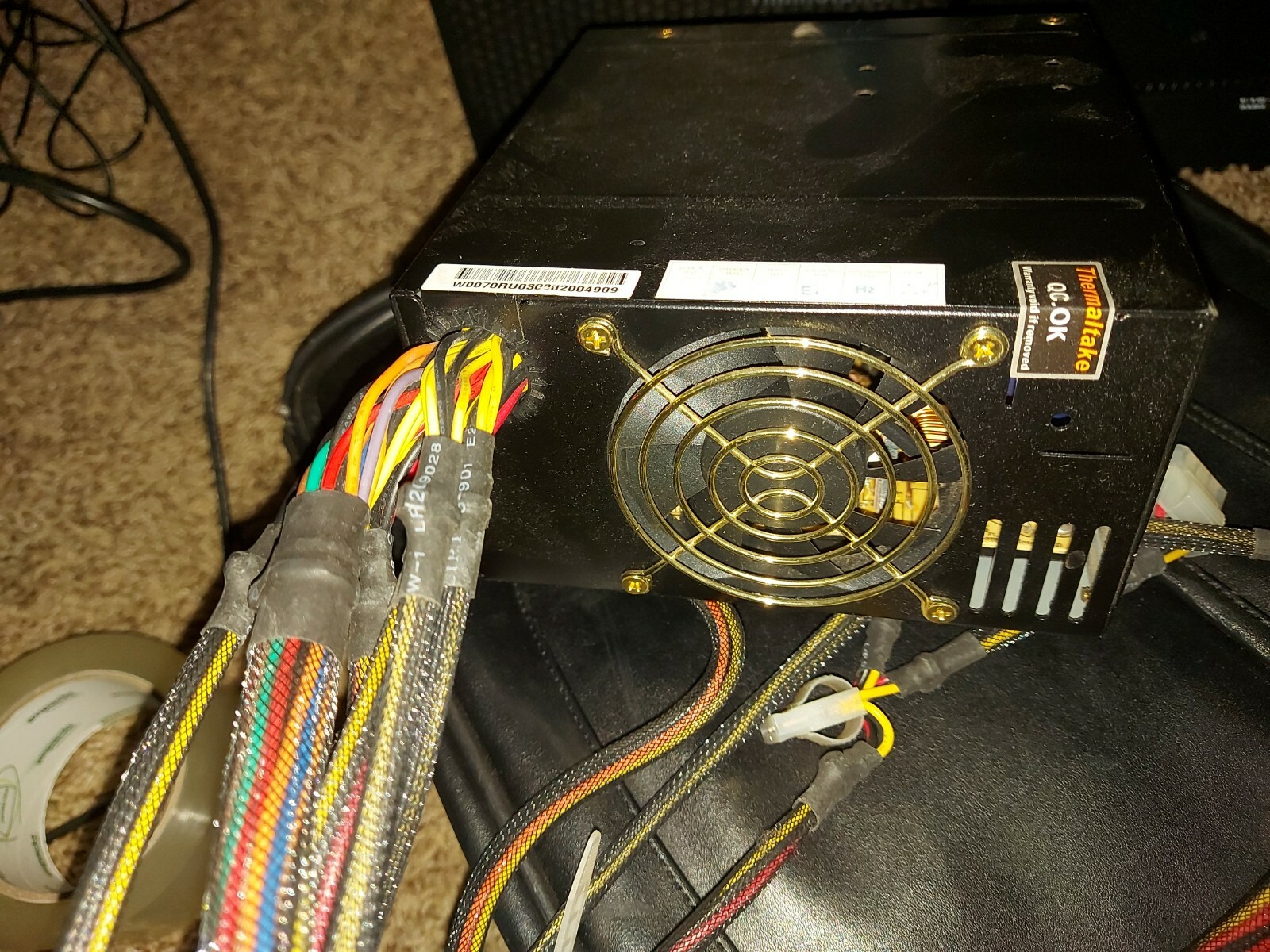 Thermaltake TR2 430W Power supply