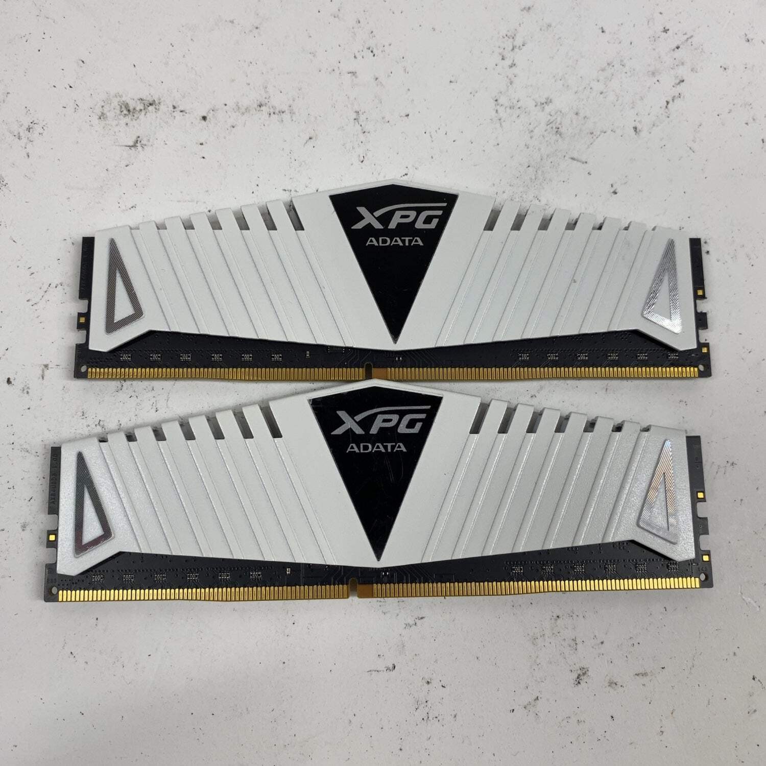 ADATA XPG 16GB (2x8GB) RAM DDR4 3000MHz AX4U300038G16-BWZ