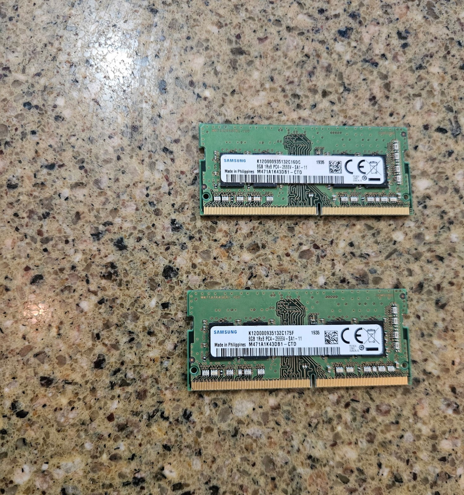 Samsung RAM 16 GB 2x 8gb 1rx8 pc4-2666v-sa1-11
