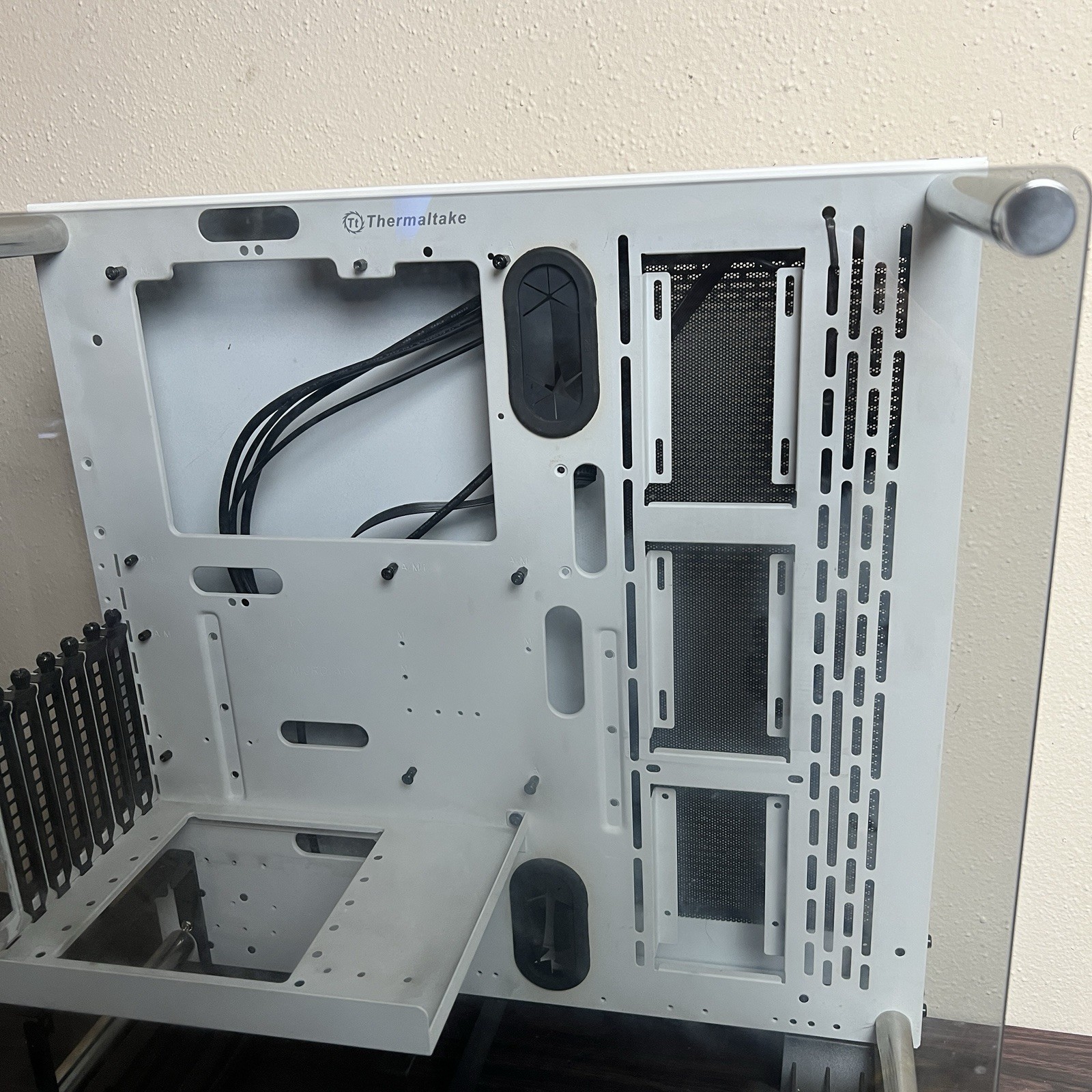 Thermaltake Core P3 White Mid Tower Open Frame Tempered Glass ATX, Mini Micro