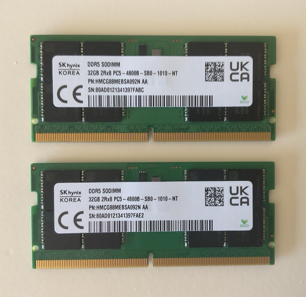 SK hynix 64GB (2x32GB) DDR5 SO-DIMM PC5-4800B ECC RAM HMCG88MEBSA092N